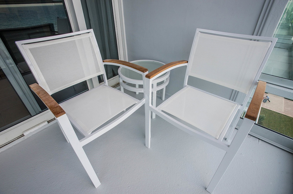 small outdoor apartment balcony furniture set for sale