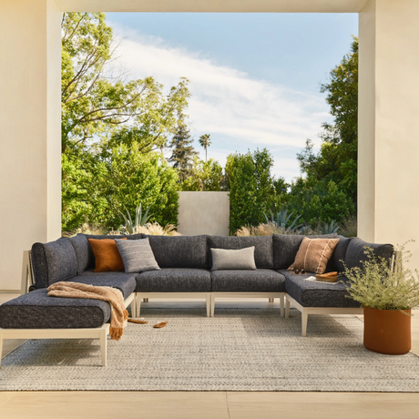 outdoor sofa_1352_1352.jpg